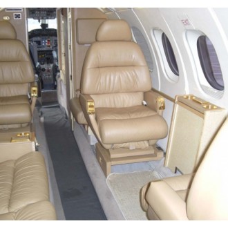 Beechcraft Hawker 700