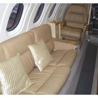 Beechcraft Hawker 700