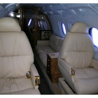 Beechcraft Hawker 700