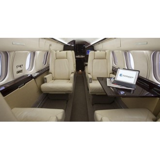Beechcraft Hawker 700
