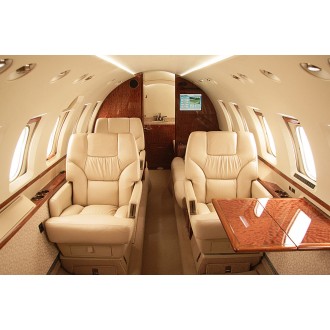 Beechcraft Hawker 700