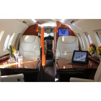 Beechcraft Hawker 700