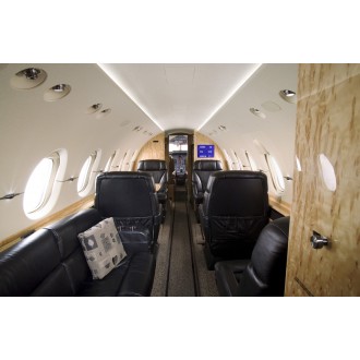 Bombardier Challenger 300