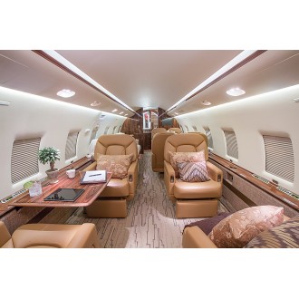 Bombardier Challenger 604