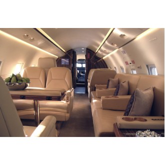 Bombardier Challenger 604