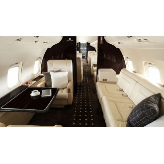Bombardier Challenger 850
