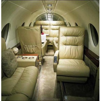 Dassault Falcon 10