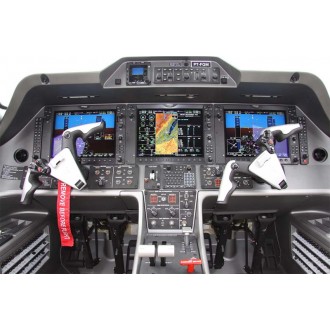 Embraer Phenom 100