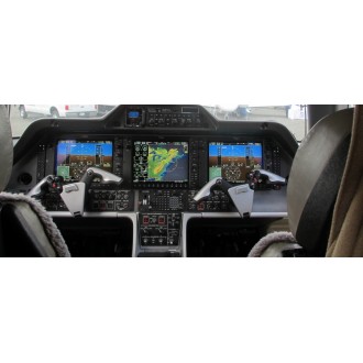 Embraer Phenom 300