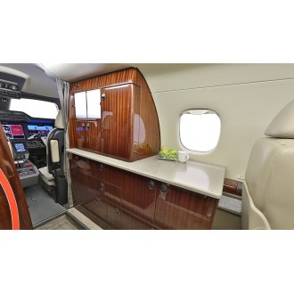 Embraer Phenom 300