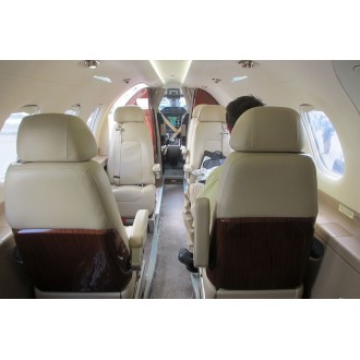 Embraer Phenom 300