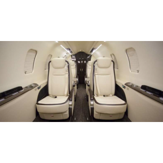 Bombardier Learjet 70