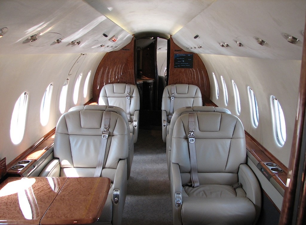 business aviation jet Beechcraft Hawker Horizon