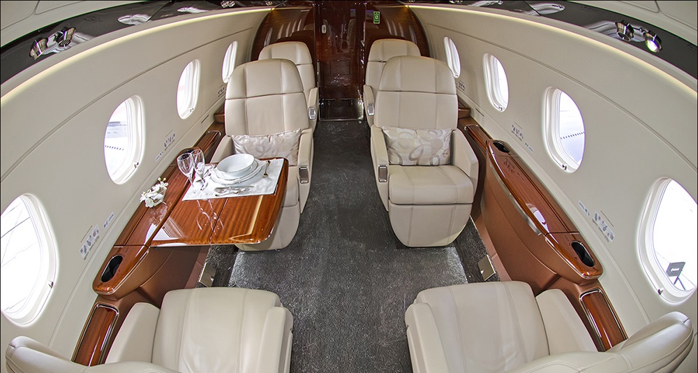cabin Embraer Legacy 450