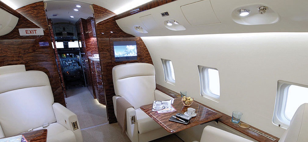 business jet Bombardier Challenger 850