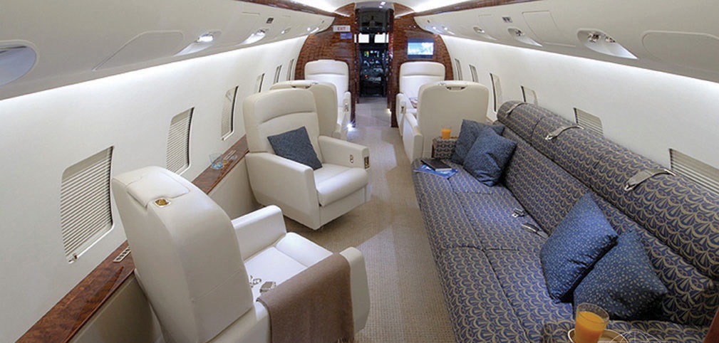 cabin Bombardier Challenger 850